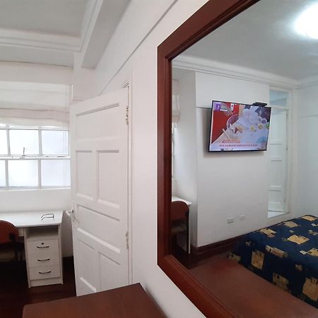 Apartamento Lindo - A 2 Cuadras De La Plaza De Armas Y Del Palacio De Gobierno Lima Exterior foto